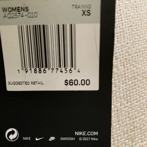 New Nike dry with Dri-Fit - Picture 6 of 7